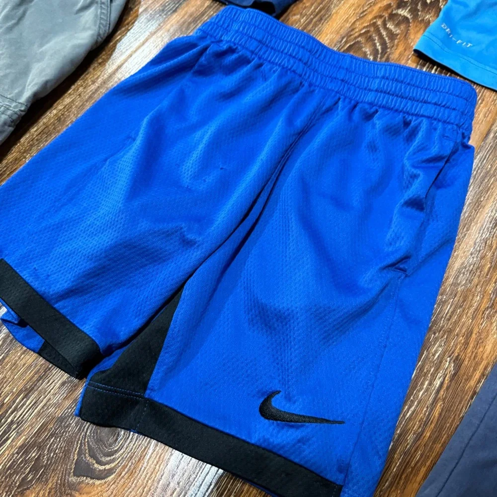 Boys Play Clothes Bundle Size 7 8 10 Nike Carhartt Shorts T-Shirts Set FLAWS